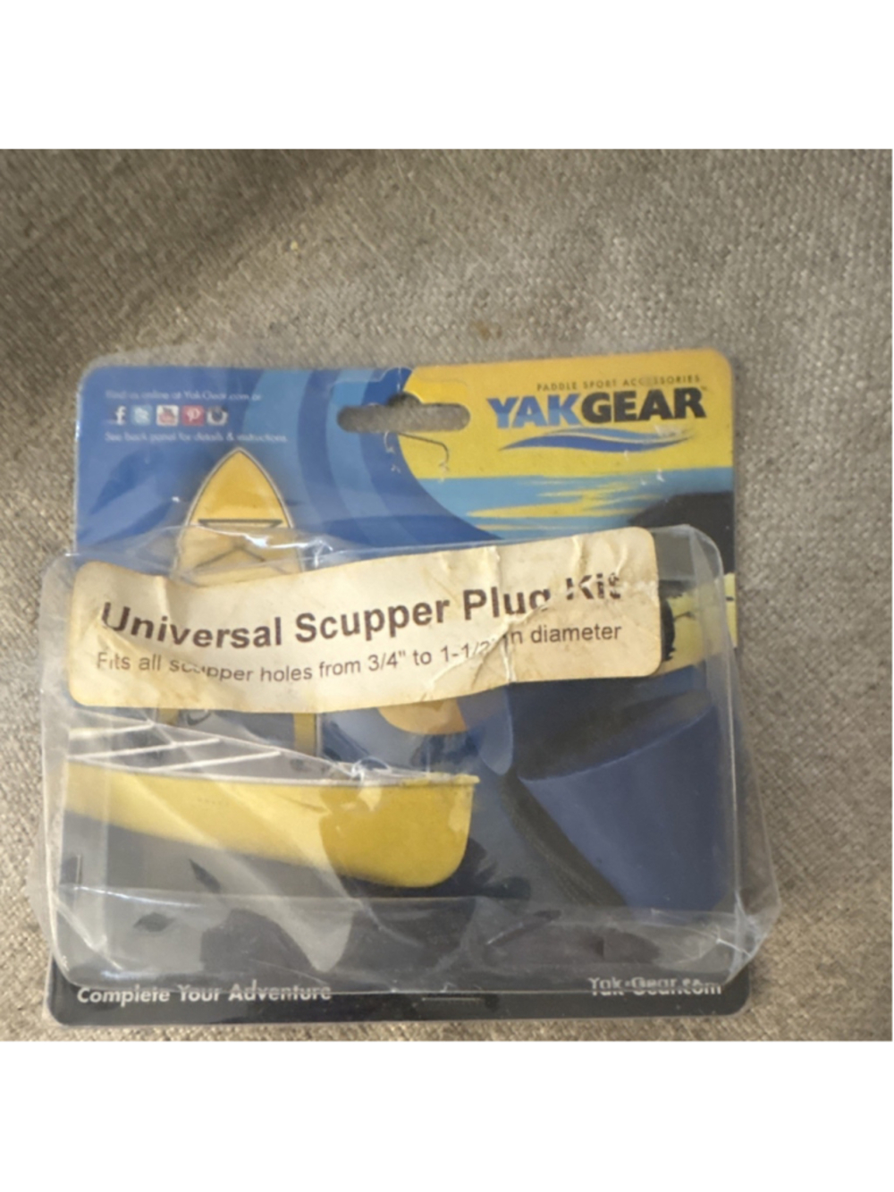 YakGear Universal Scupper Plug Kit SCUP4, Fits 3/4"-1-1/2", 4 Plugs